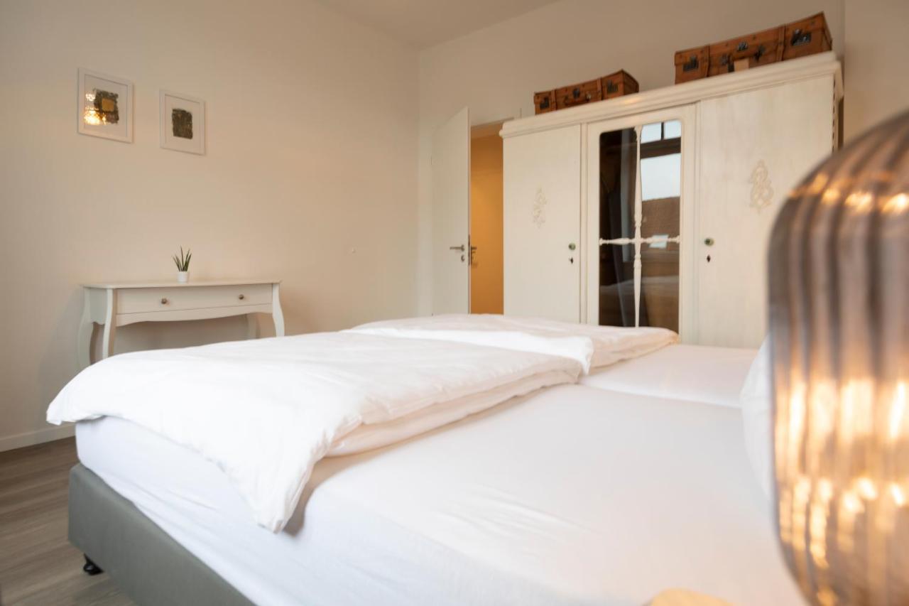 Jaybnb - Apartment Direkt Am Hafen Mit Terrasse Und Uhd Tv Dortmund Exteriör bild