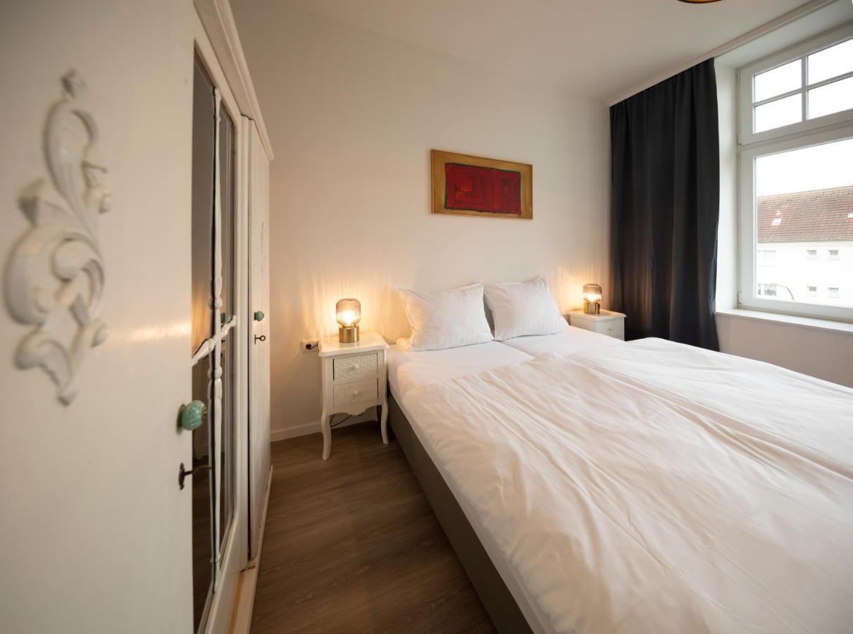 Jaybnb - Apartment Direkt Am Hafen Mit Terrasse Und Uhd Tv Dortmund Exteriör bild